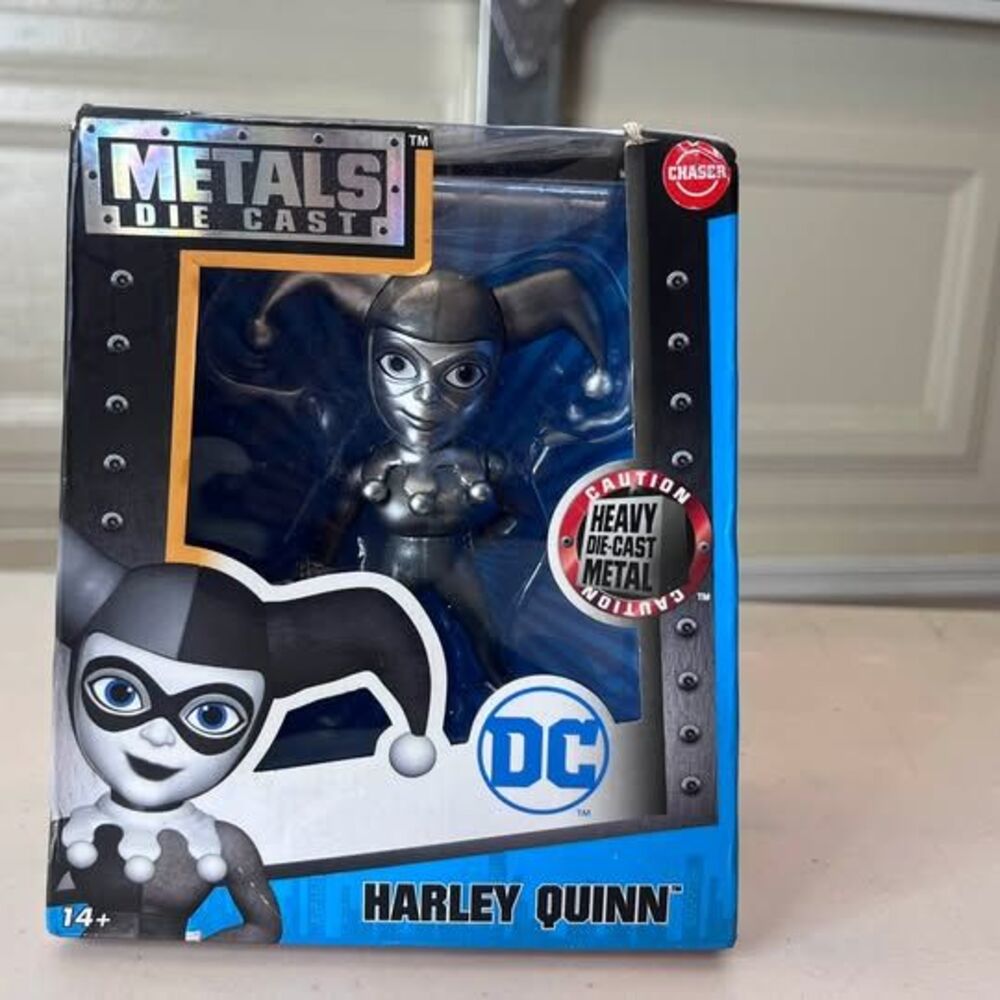 Jada Toys Metals Die Cast Harley Quinn Chaser Figure